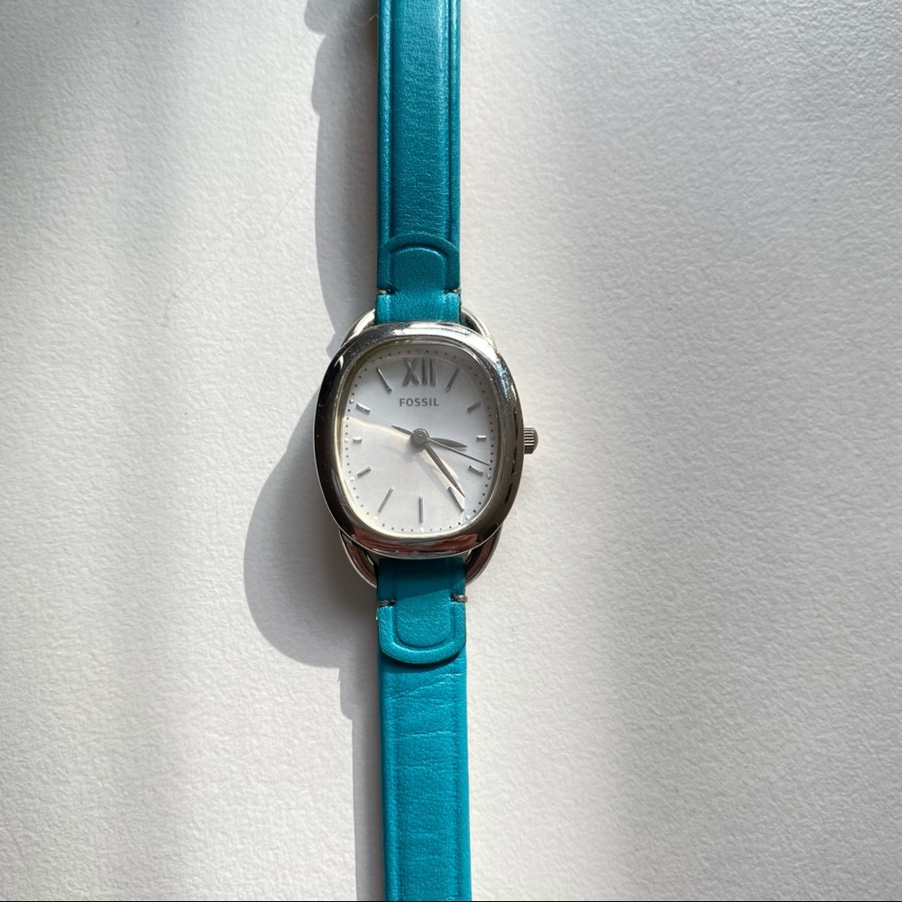 Fossil Watch - Picture 2 of 5